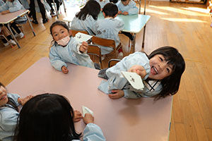 折り紙に挑戦！　さくら