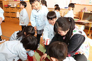 作品展のかんばんの制作　ことり