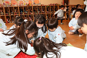 作品展のかんばんの制作　ことり