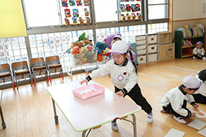 カードめくり競争　すみれ