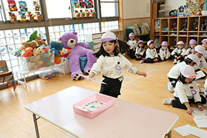 カードめくり競争　すみれ