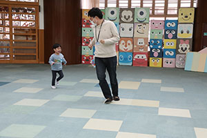 作品展参観が行われました　あひる・ひよこ・ぺんぎん組　NO．2