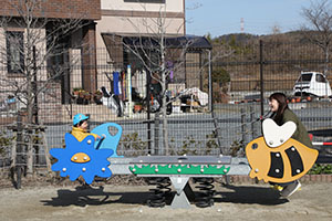 作品展参観が行われました　あひる・ひよこ・ぺんぎん組　NO．1