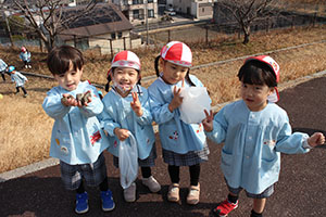 お散歩へでかけました　さくら・りす