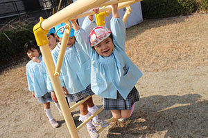 お散歩へでかけました　さくら・りす