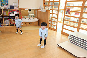 イングリッシュ　ばら・すみれ