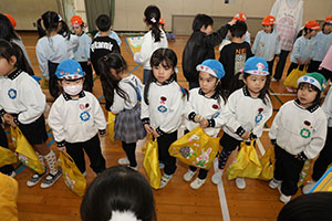 八郷小学校で交流会がありました