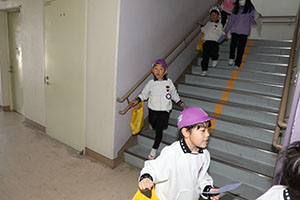 八郷小学校で交流会がありました