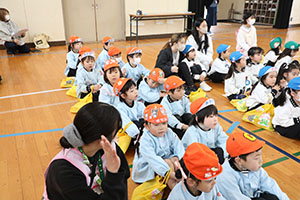 八郷小学校で交流会がありました