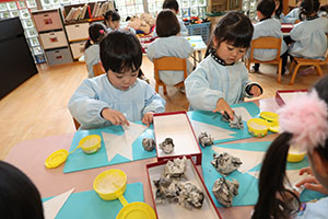 お団子の制作　きりん