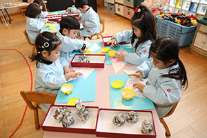 お団子の制作　きりん