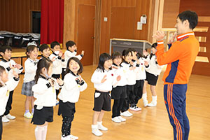 体操教室　ー跳び箱ー　ひまわり