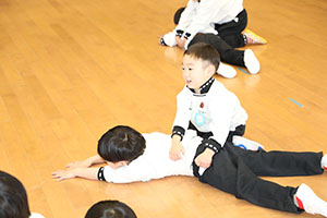 体操教室　ー跳び箱ー　さくら