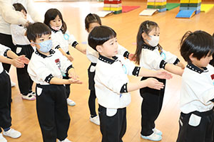 体操教室　ー跳び箱ー　さくら