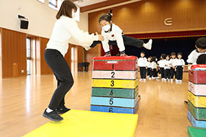 体操教室　ー跳び箱ー　さくら