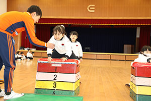 体操教室　ー跳び箱ー　たんぽぽ