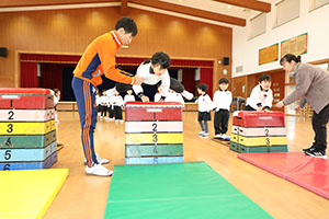 体操教室　ー跳び箱ー　たんぽぽ