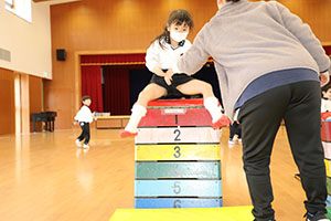 体操教室　ー跳び箱ー　たんぽぽ