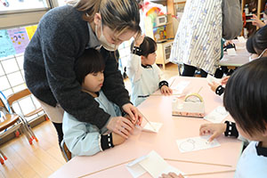 科学教室「色の不思議」　D・E