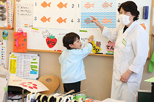 科学教室「色の不思議」　D・E