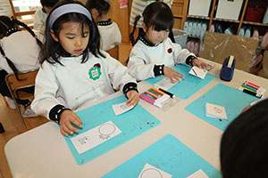 科学教室「色の不思議」　A・B・C