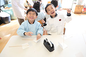 科学教室「色の不思議」　A・B・C