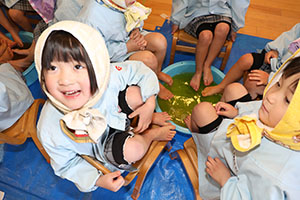 足湯♨気持ちよかったね　こあら（ひよこ）