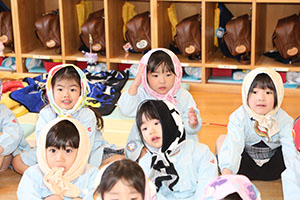 足湯♨気持ちよかったね　こあら（ひよこ）