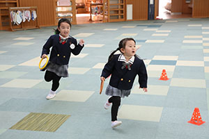 リレー楽しかったね　きりん・うさぎ・B