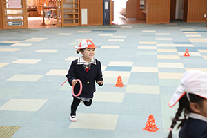 リレー楽しかったね　きりん・うさぎ・B