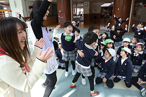 リレー楽しかったね　きりん・うさぎ・B