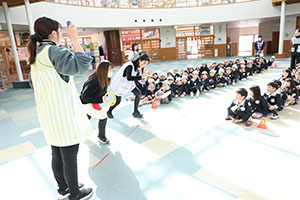 リレー楽しかったね　きりん・うさぎ・B