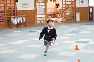 リレー楽しかったね　きりん・うさぎ・B