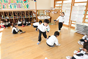 イングリッシュ　A・B