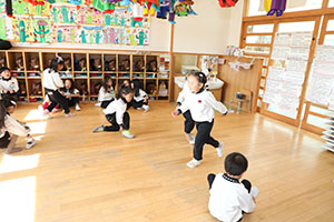 イングリッシュ　A・B