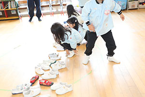 イングリッシュ　A・B