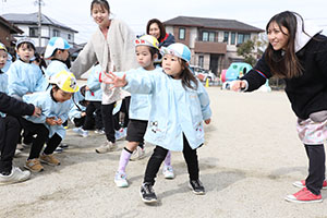 リレー楽しかったね　こあら・ぱんだ