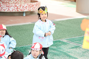 2月生まれの誕生会　「リレー」　 年少組