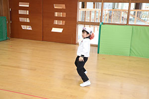 2月生まれの誕生会　「ドッジボール」　 年中組