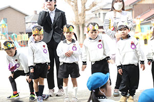 2月生まれの誕生会　「逃走中ゲーム」　 年長組