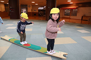 サーキット遊び　ひよこ・あひる・ぺんぎん
