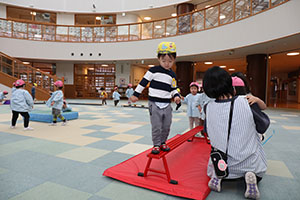 サーキット遊び　ひよこ・あひる・ぺんぎん