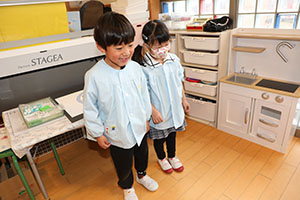 年中組の科学教室「鏡の不思議」　ひまわり・さくら・たんぽぽ