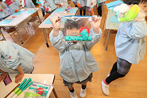 野菜の制作　すみれ