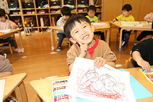 ひな祭りの塗り絵をしました　あひる