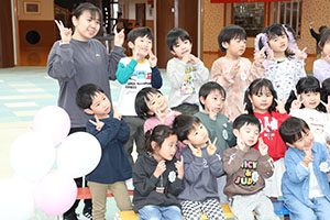 わくわくパーティ　集合写真の様子