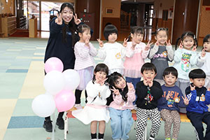 わくわくパーティ　集合写真の様子