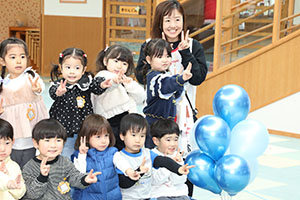 わくわくパーティ　集合写真の様子