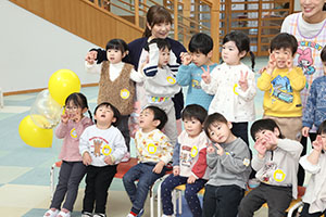 わくわくパーティ　集合写真の様子