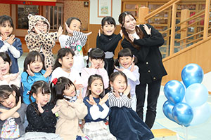 わくわくパーティ　集合写真の様子